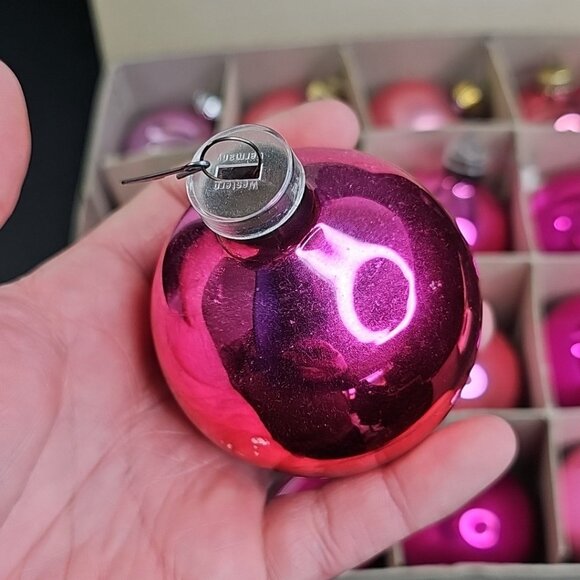 Pink Christmas Baubles 16pcs Various Sizes Vintage Germany Poland Ornaments - Picture 3 of 15